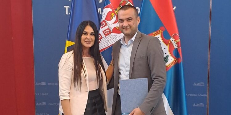 Grad Vršac i Pokrajinski sekretarijat za urbanizam potpisali sporazum o realizaciji programa „Za čistije i zelenije škole Vojvodine“